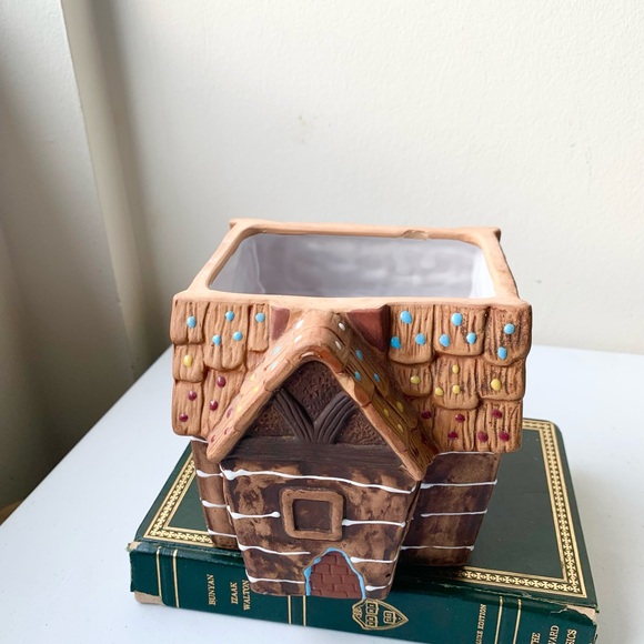 Gingerbread house - Picture 7 of 9